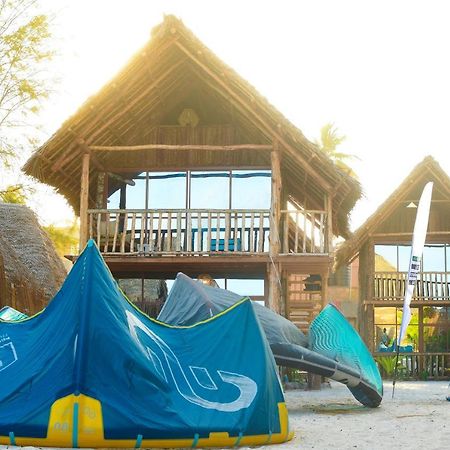 Mwananchi Bungalows 帕杰 外观 照片